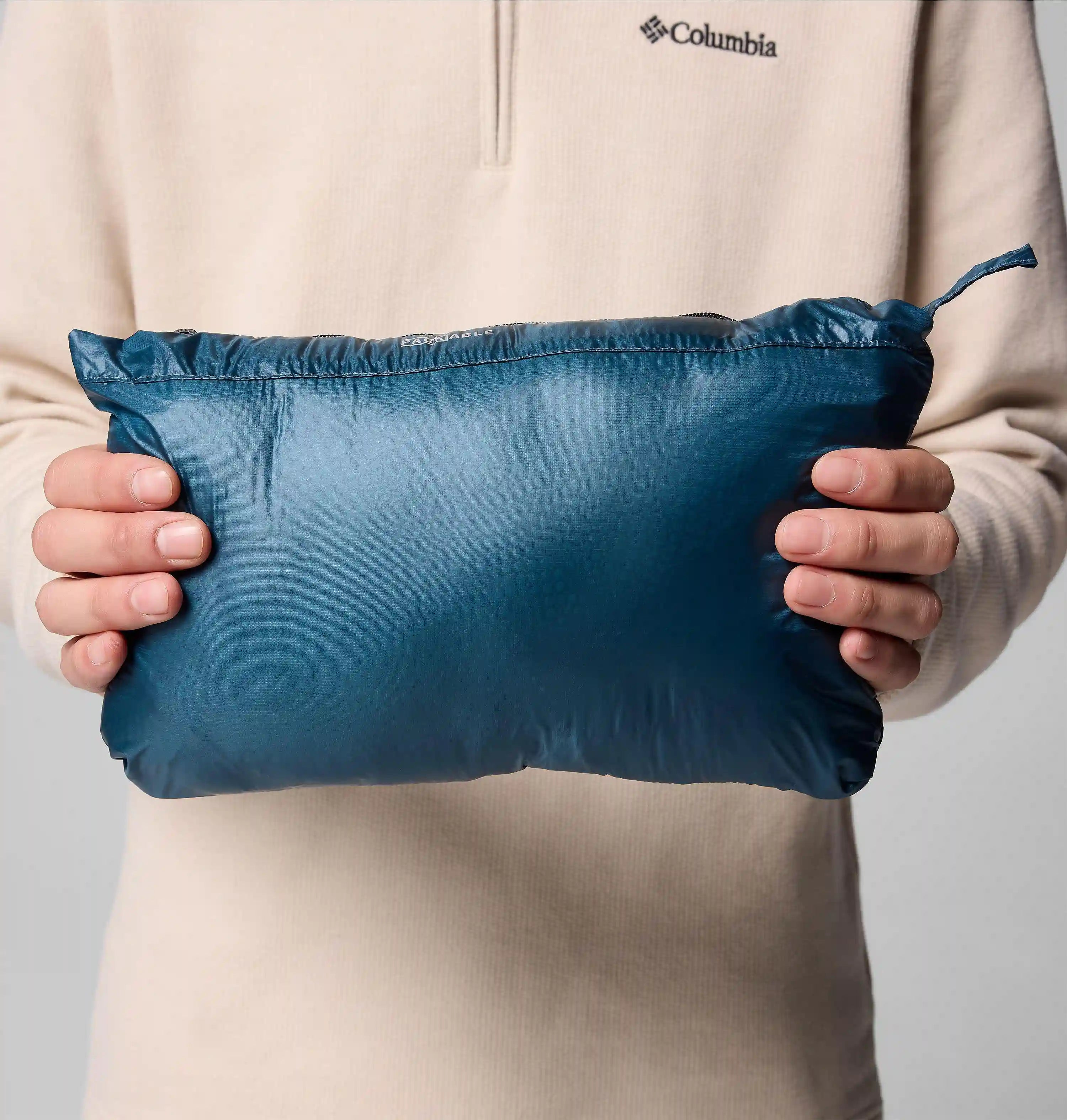 columbiacloth.it.com