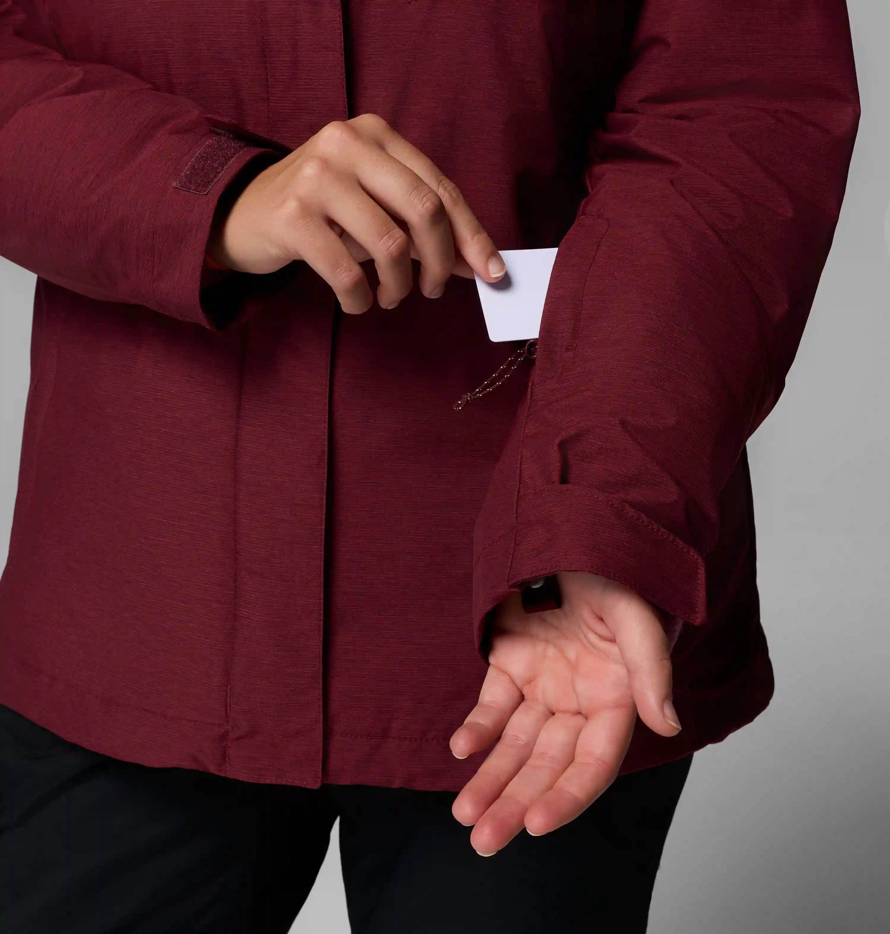 columbiacloth.it.com