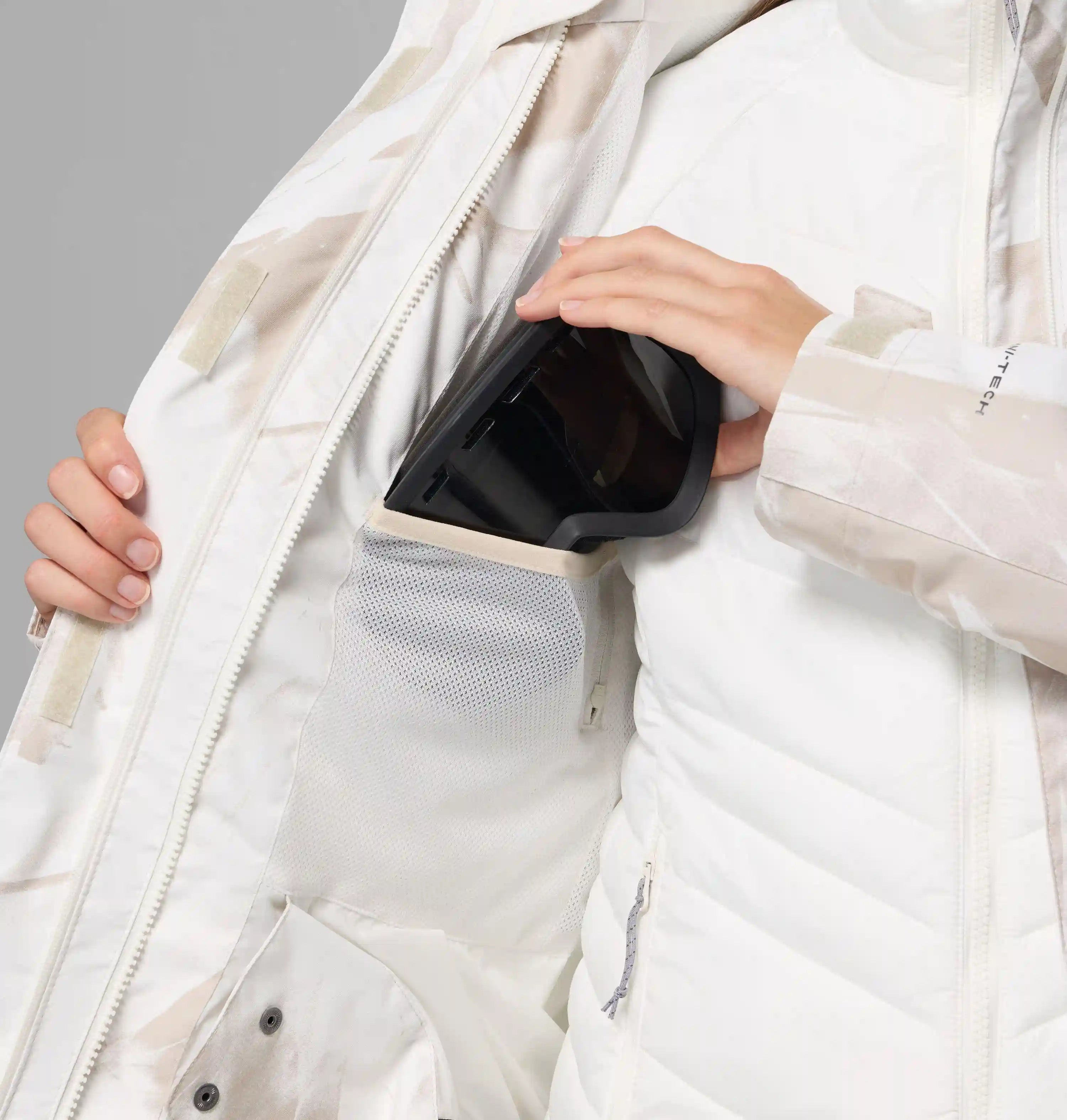 columbiacloth.it.com