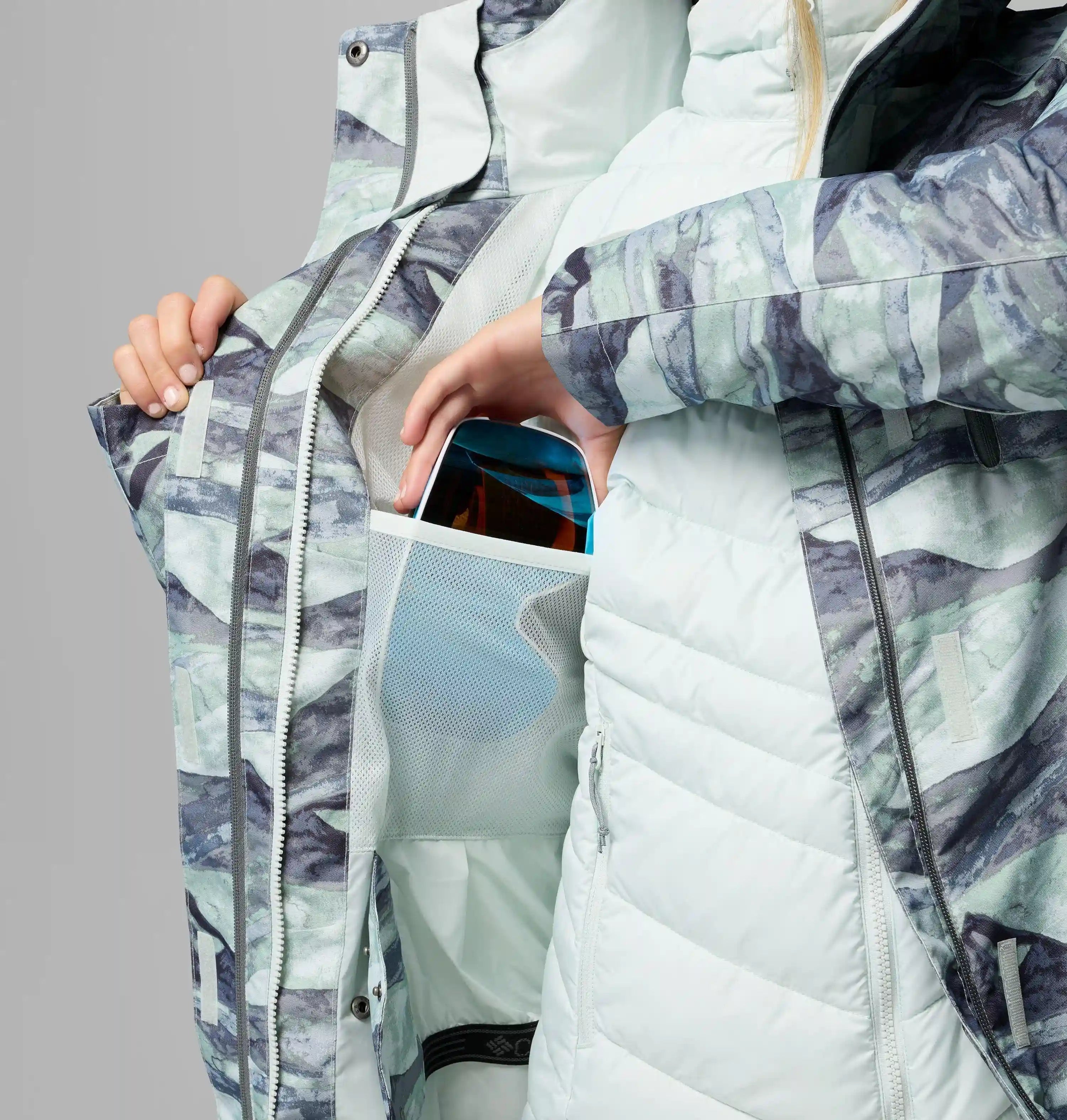 columbiacloth.it.com