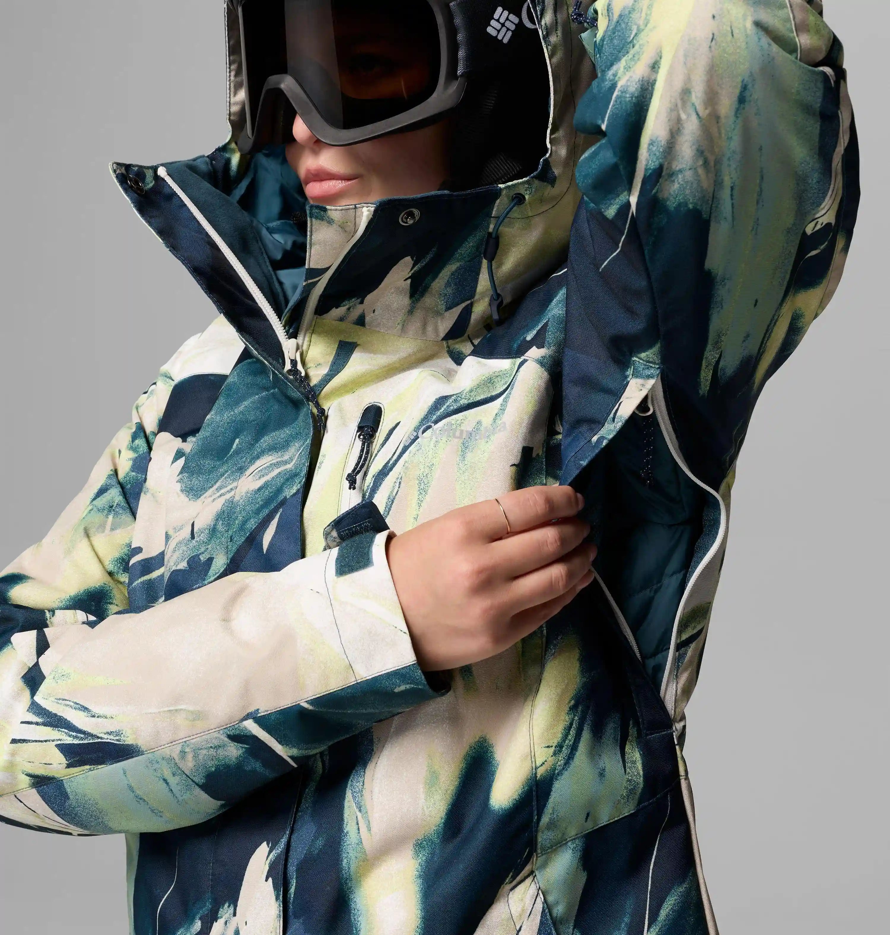 columbiacloth.it.com