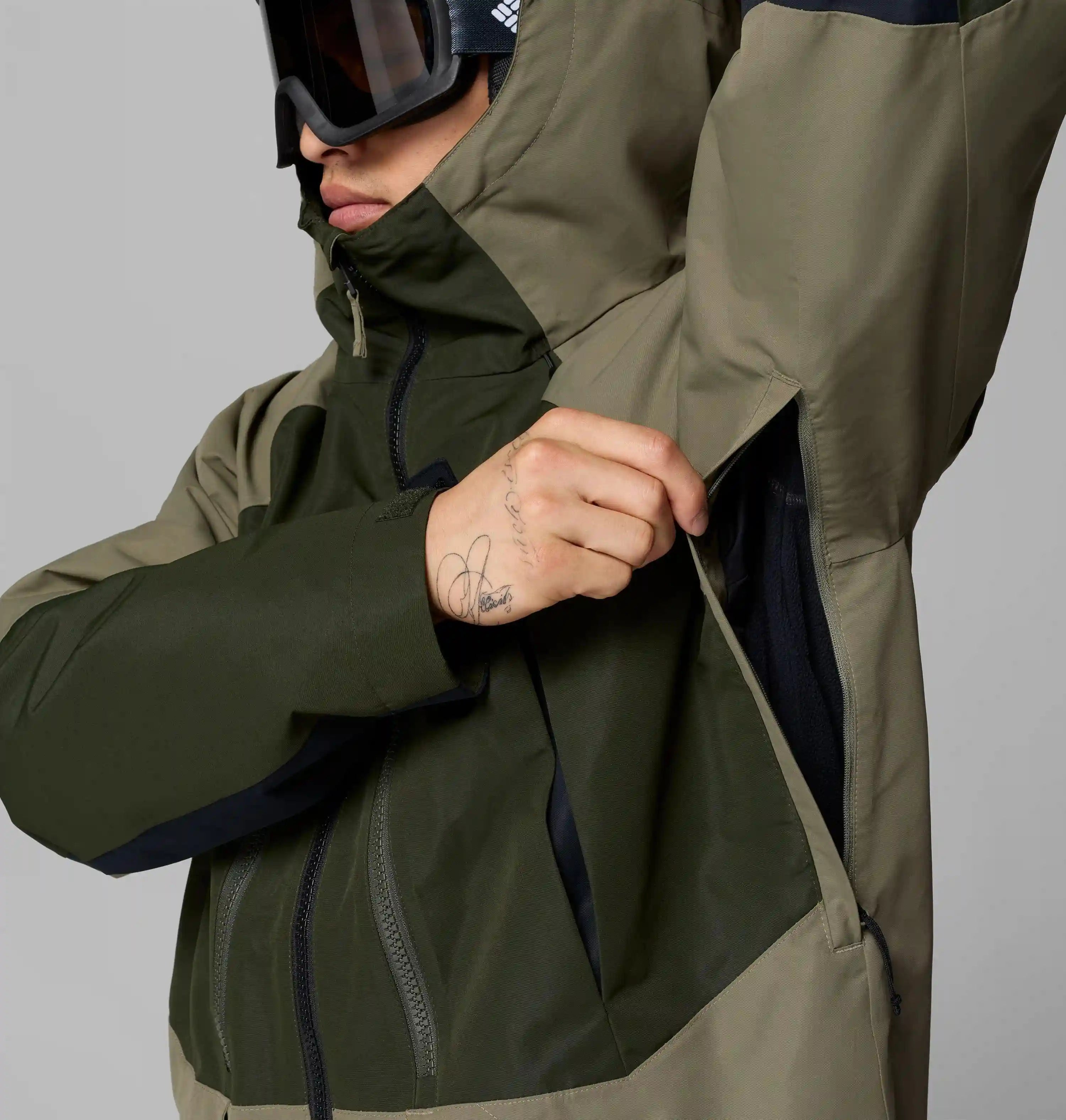 columbiacloth.it.com