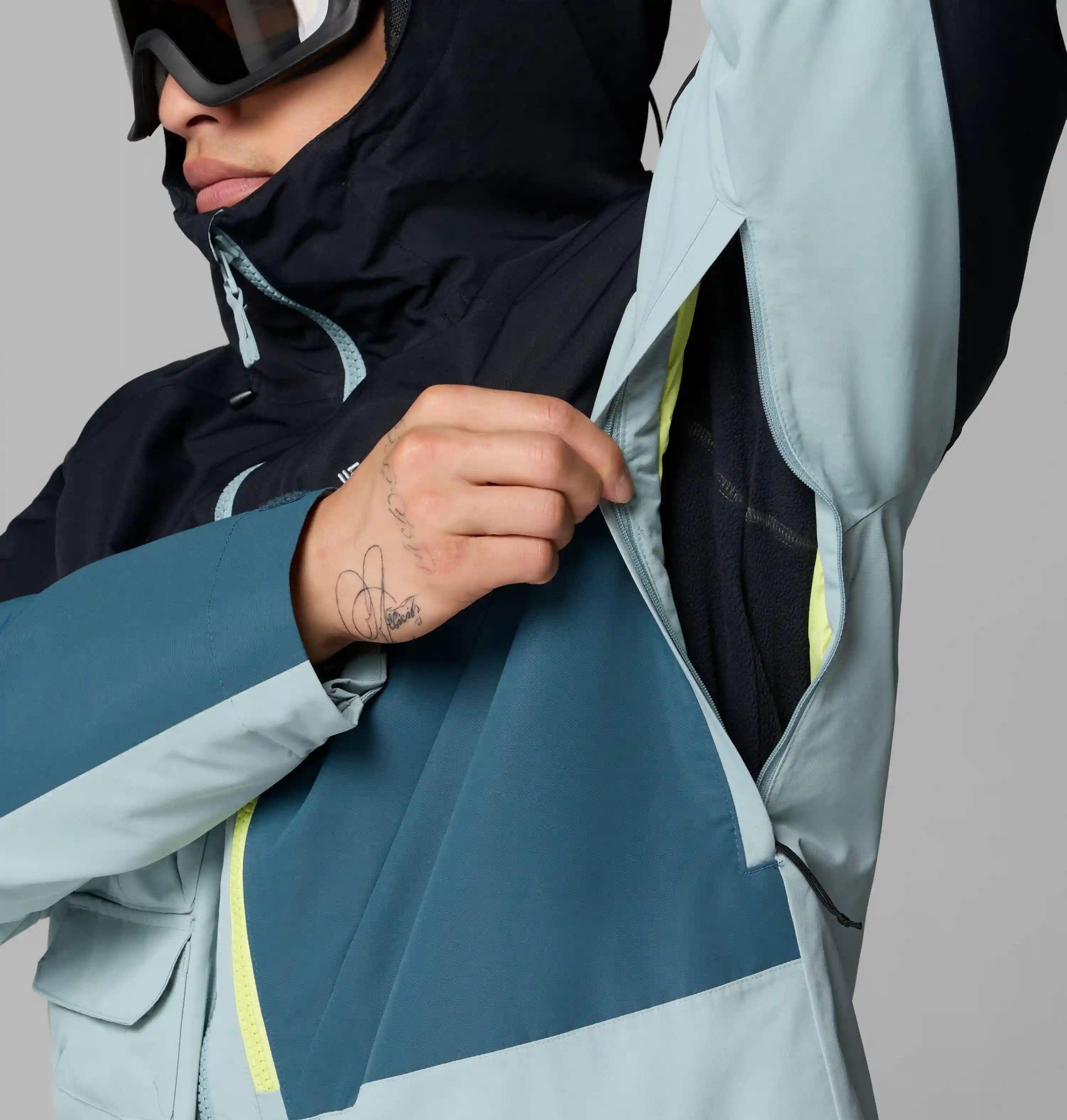 columbiacloth.it.com