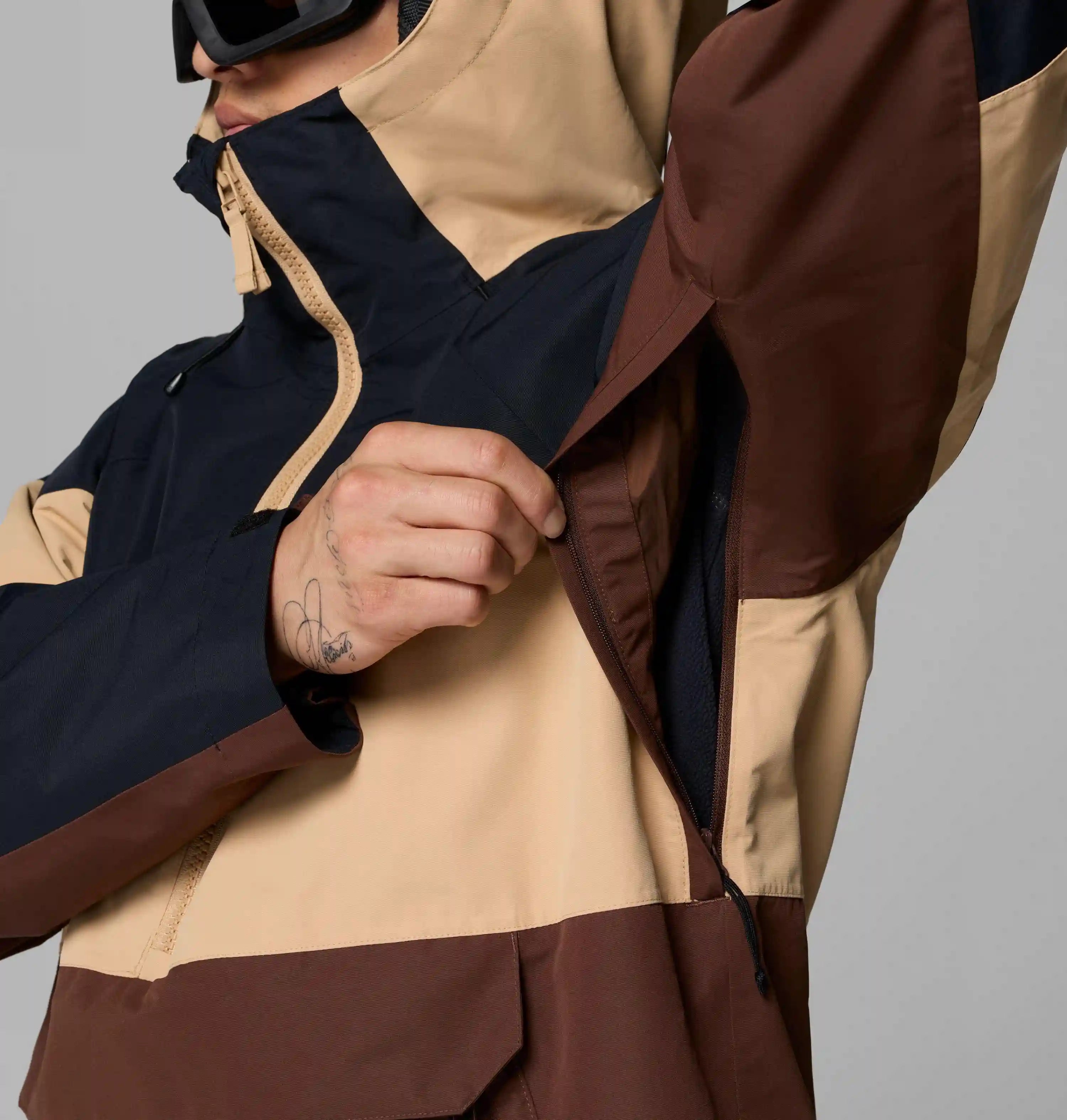 columbiacloth.it.com