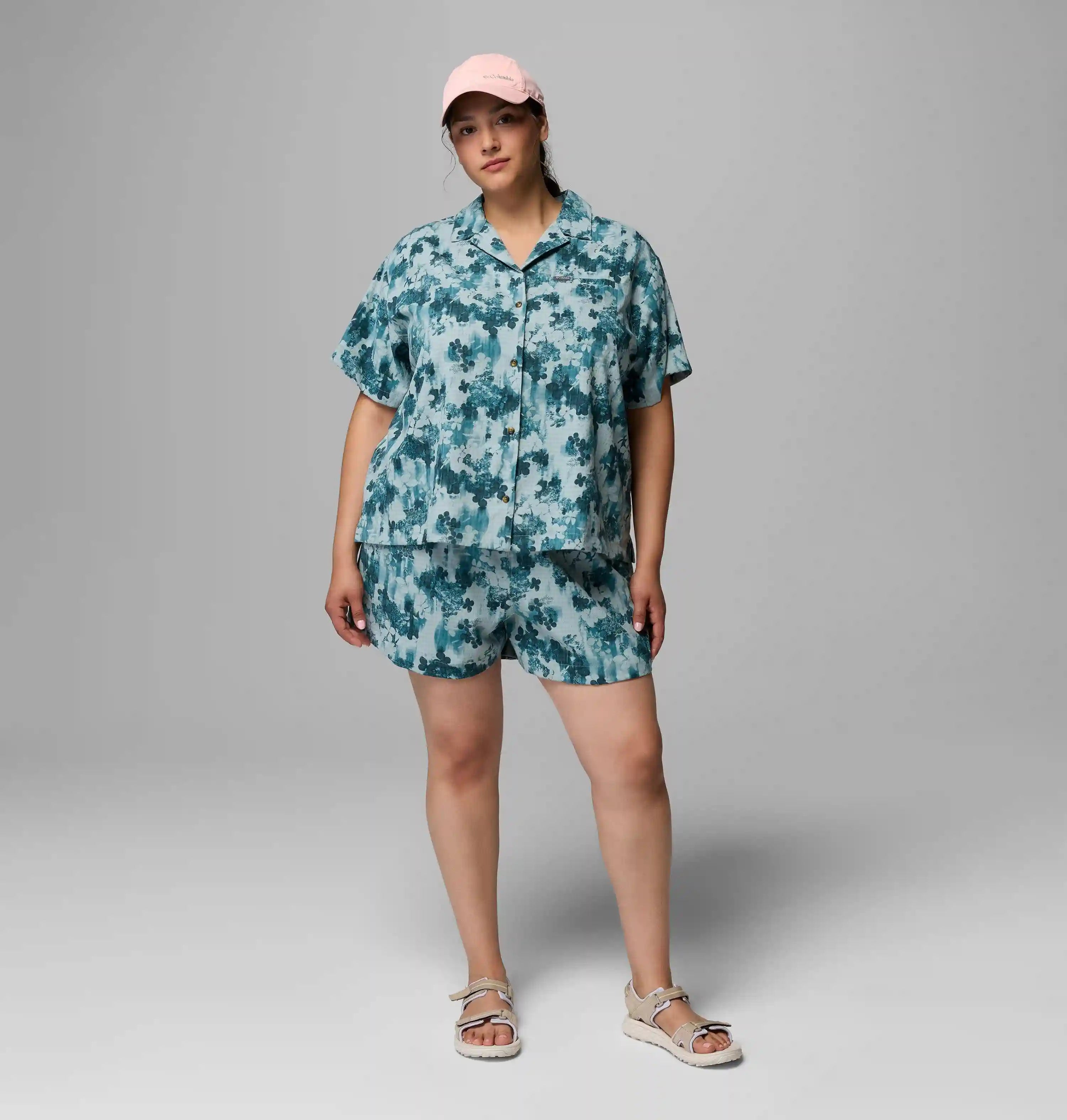 columbiacloth.it.com