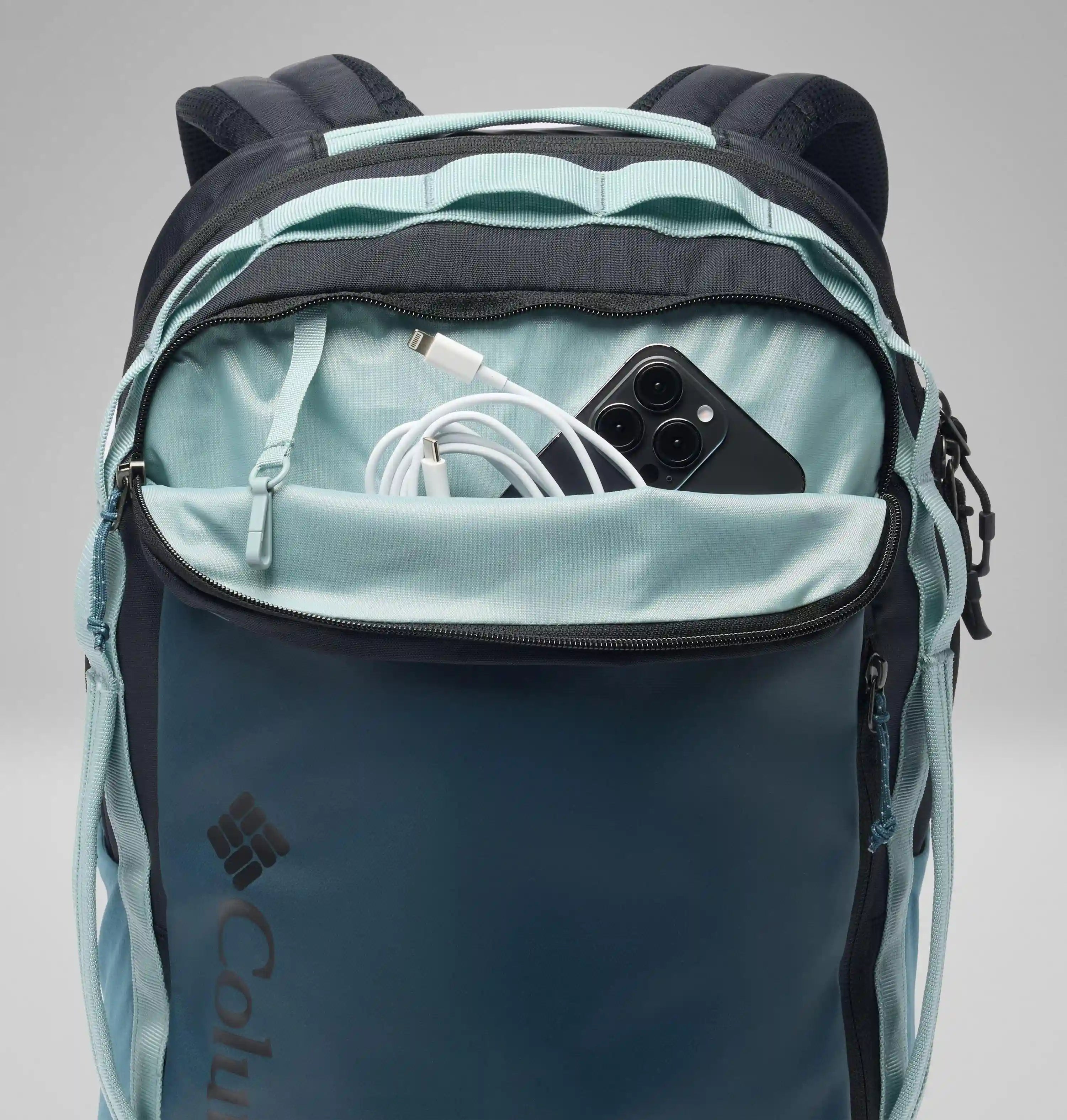 columbiacloth.it.com